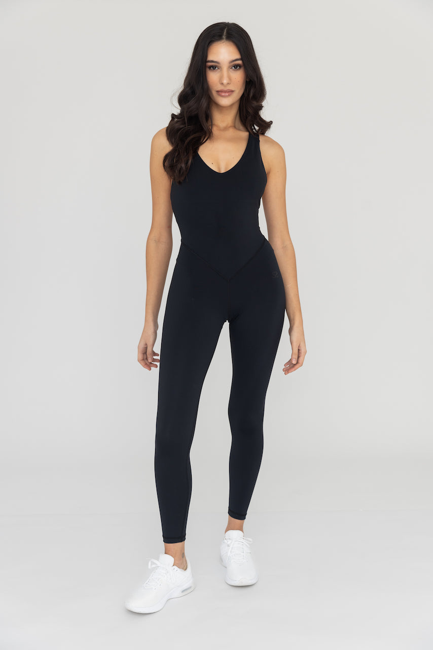 Zwarte Crossback Jumpsuit: Effortless Elegantie & Sensuele Shaping